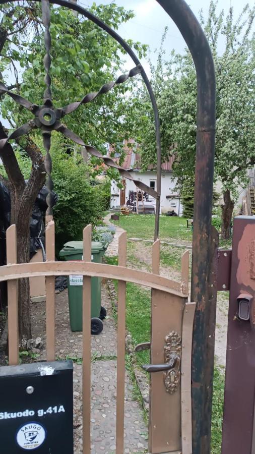 Отель Kambario Nuoma Namelyje Каунас Экстерьер фото